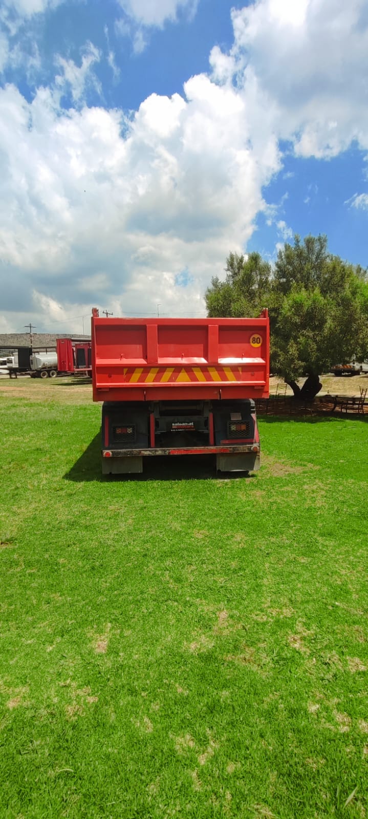2013 Isuzu FVZ 1400 Tipper
