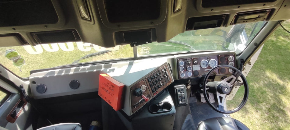 2010 International Horse Automatic