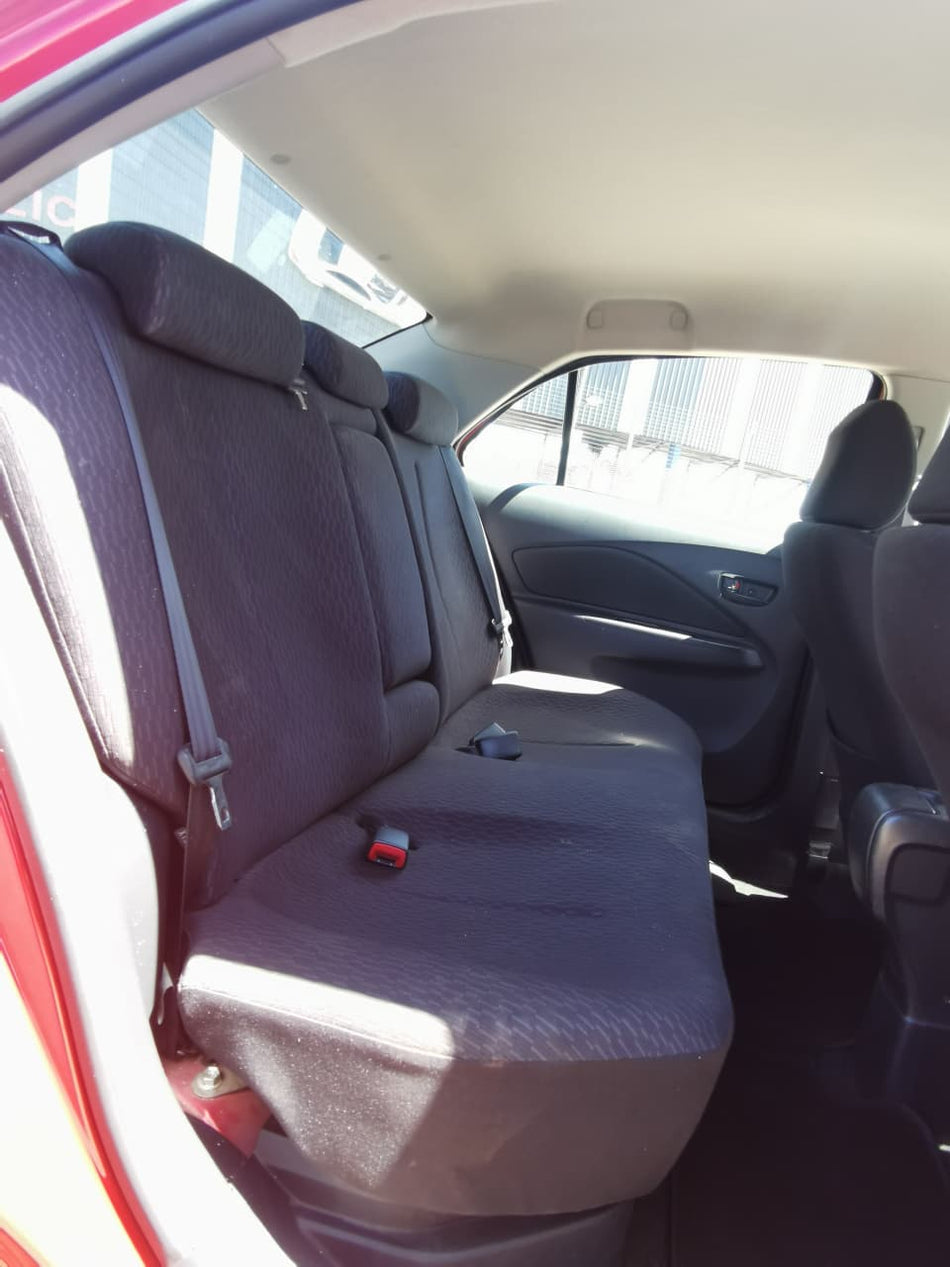 2010 Toyota Yaris 1.3 Automatic