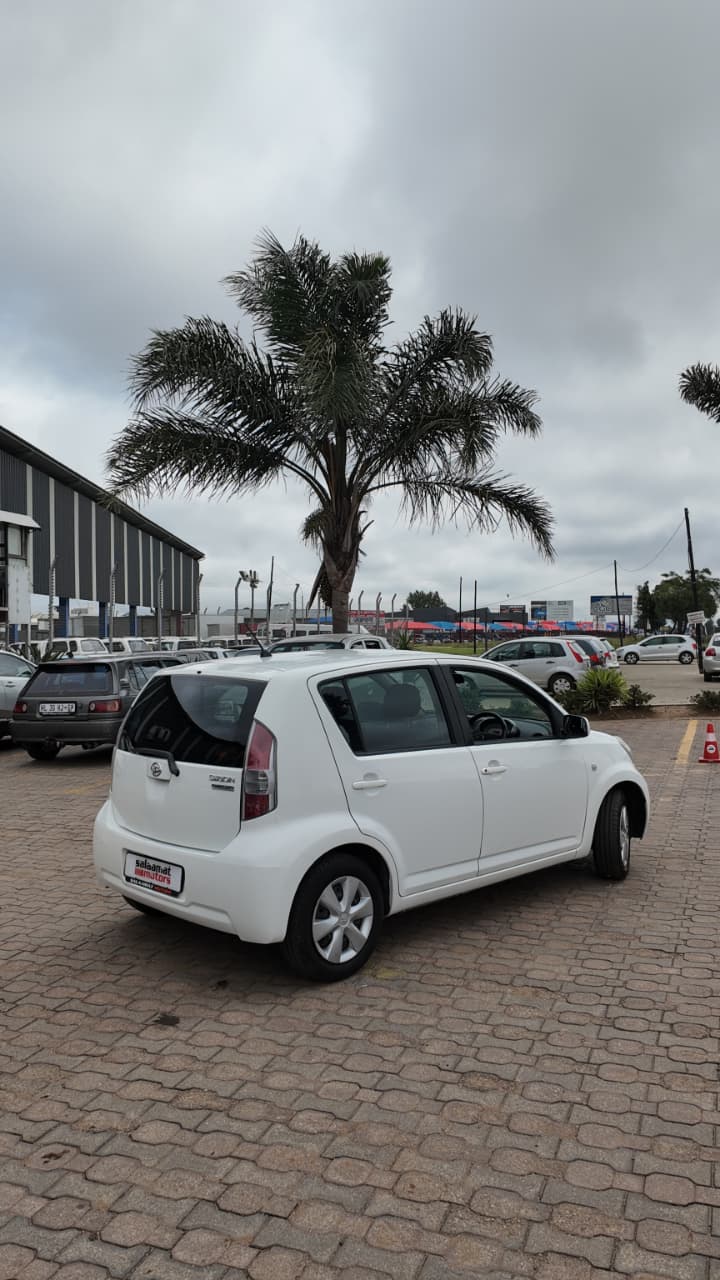 2008 Daihatsu Sirion