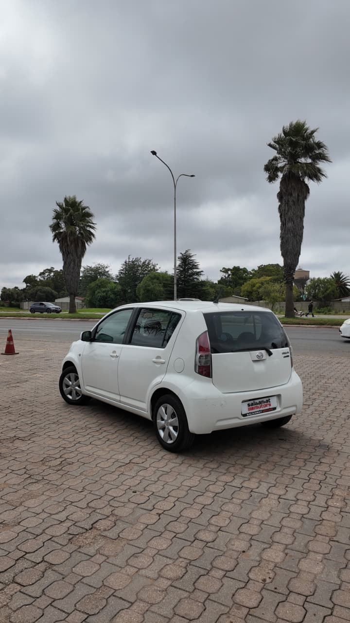 2008 Daihatsu Sirion