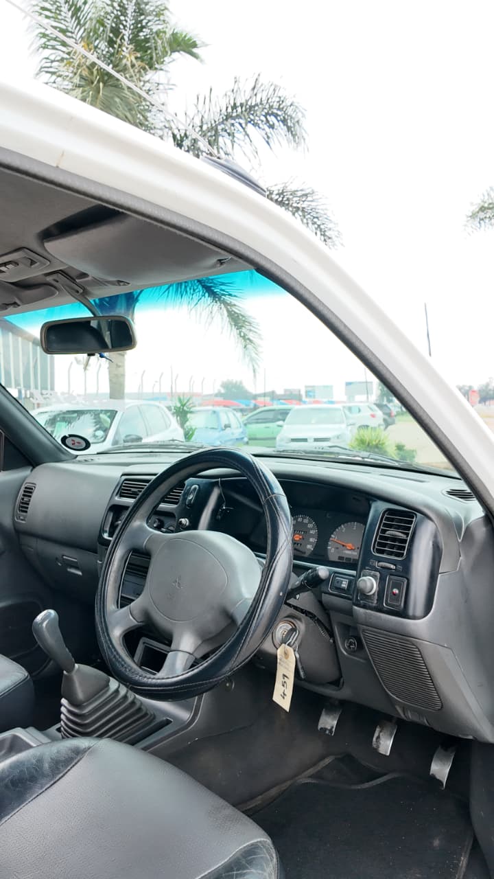 2005 Mitsubishi Colt 2.8D