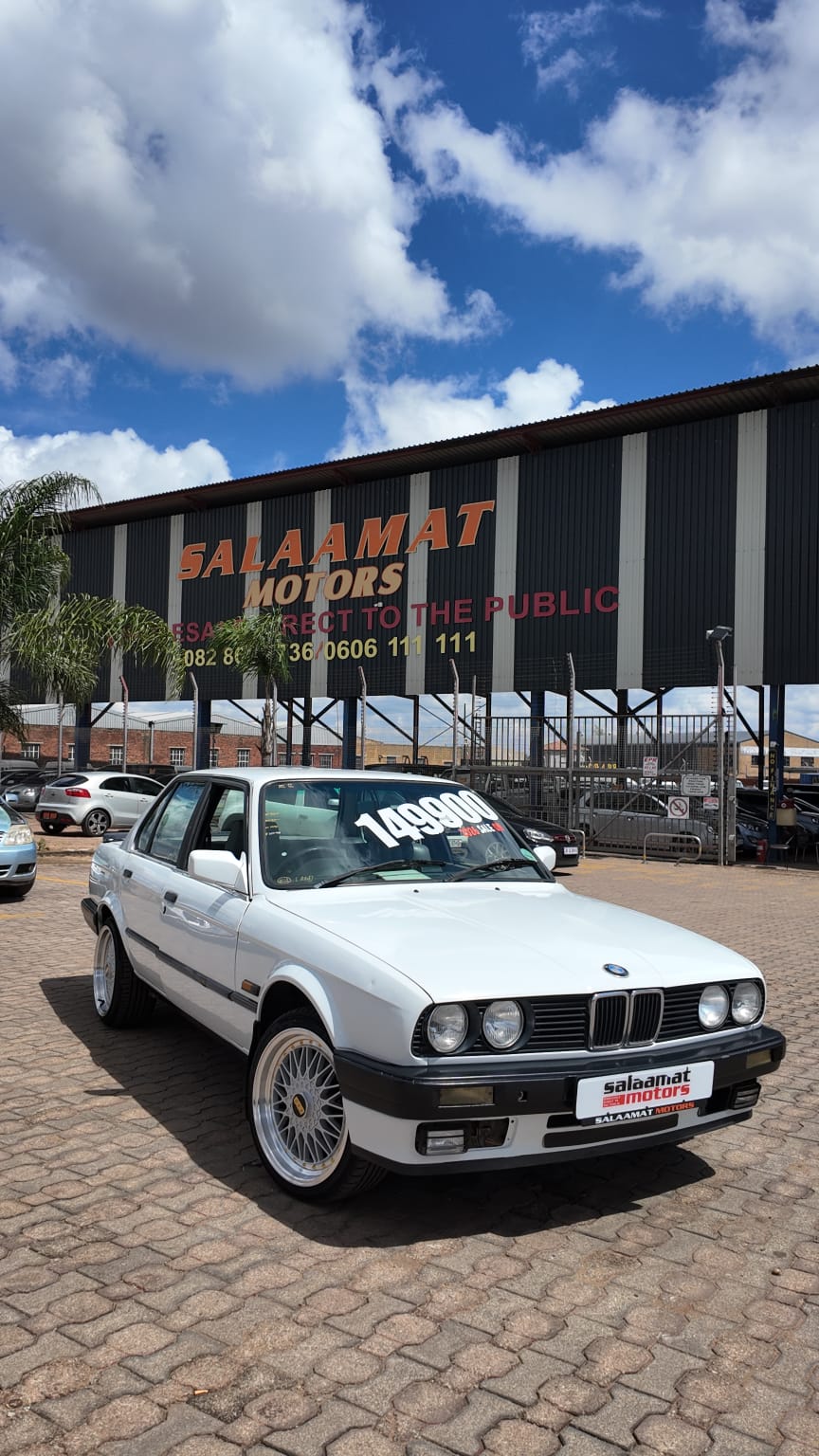 1992 BMW E30 318i