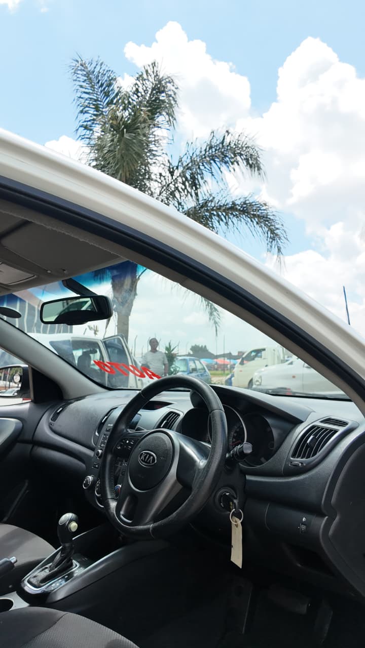 2011 Kia Cerato Automatic