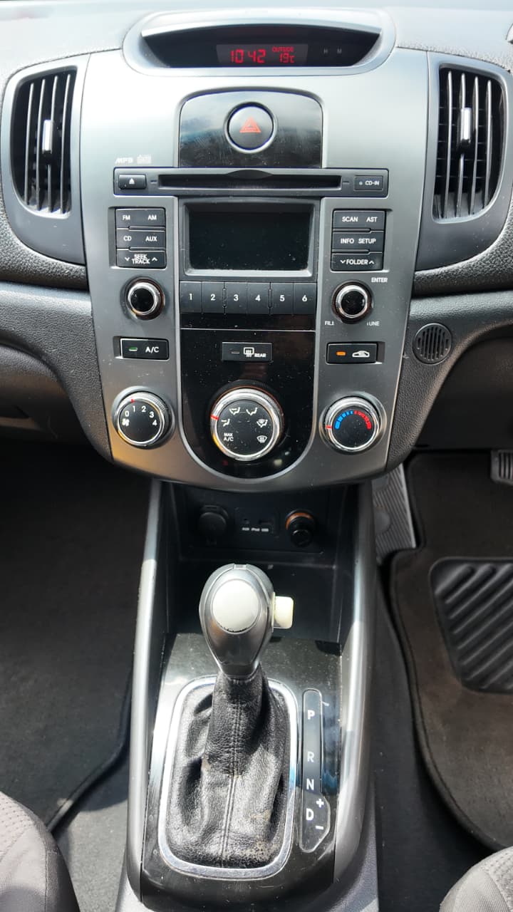 2011 Kia Cerato Automatic