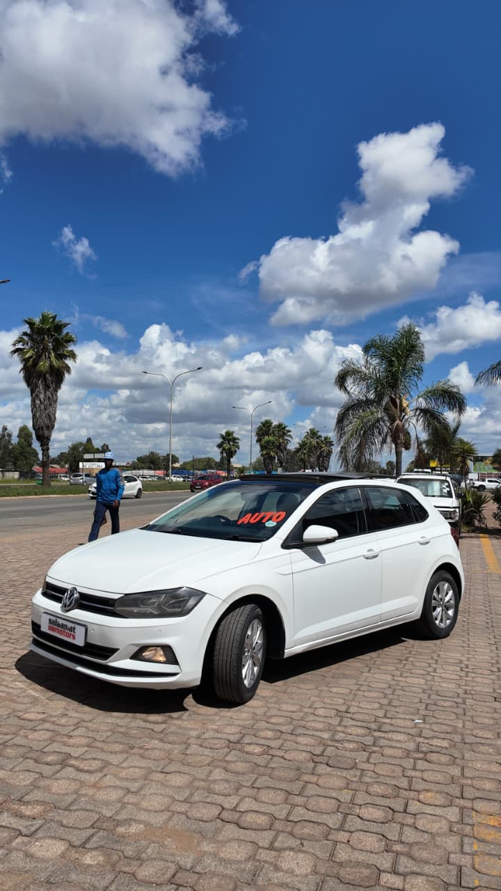 2018 Volkswagen Polo TSI DSG Automatic Pan Sunroof