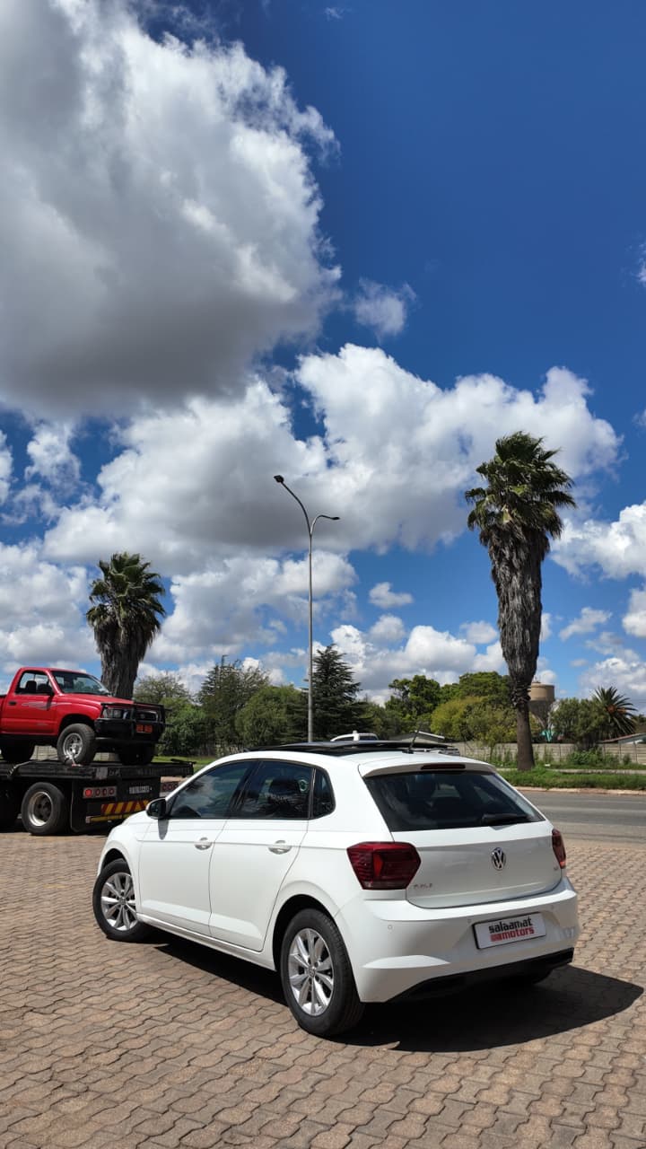 2018 Volkswagen Polo TSI DSG Automatic Pan Sunroof