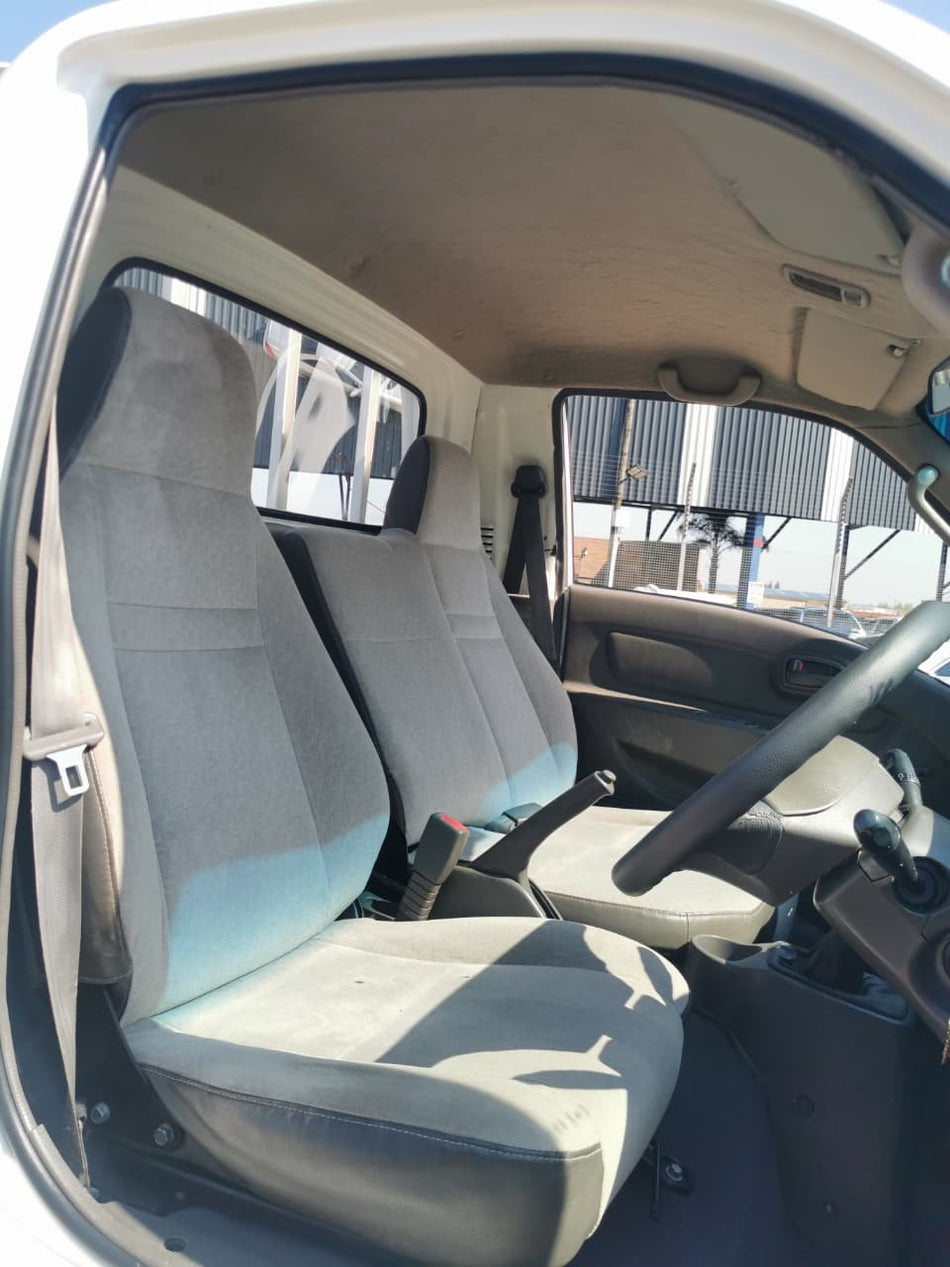 2005 Hyundai H100