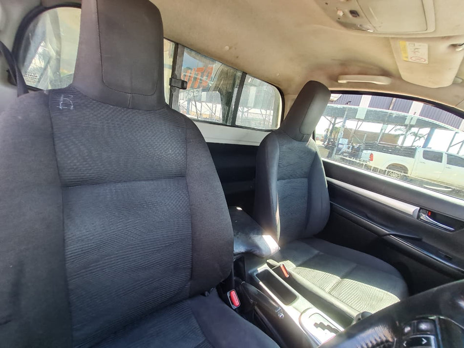 2018 Toyota Hilux SC 2.8 GD6 RB Raider Automatic