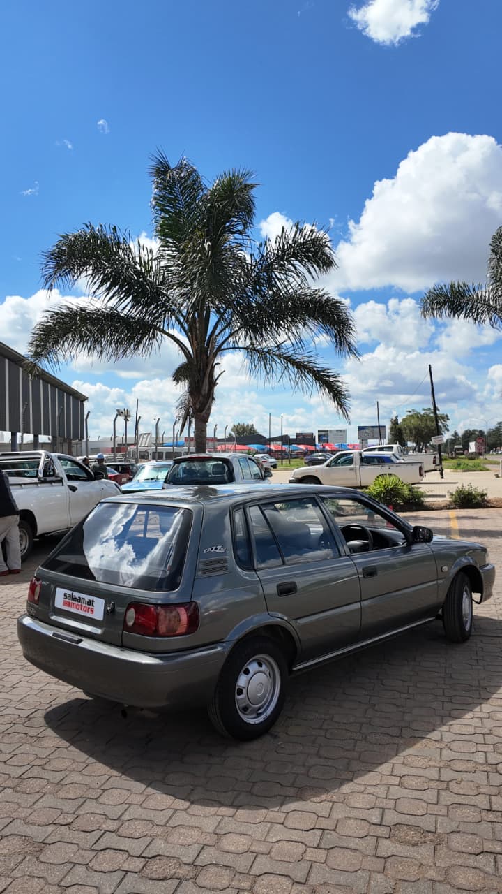 2002 Toyota Tazz 1.3