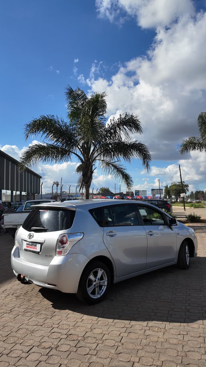 2010 Toyota Verso 7 Seater