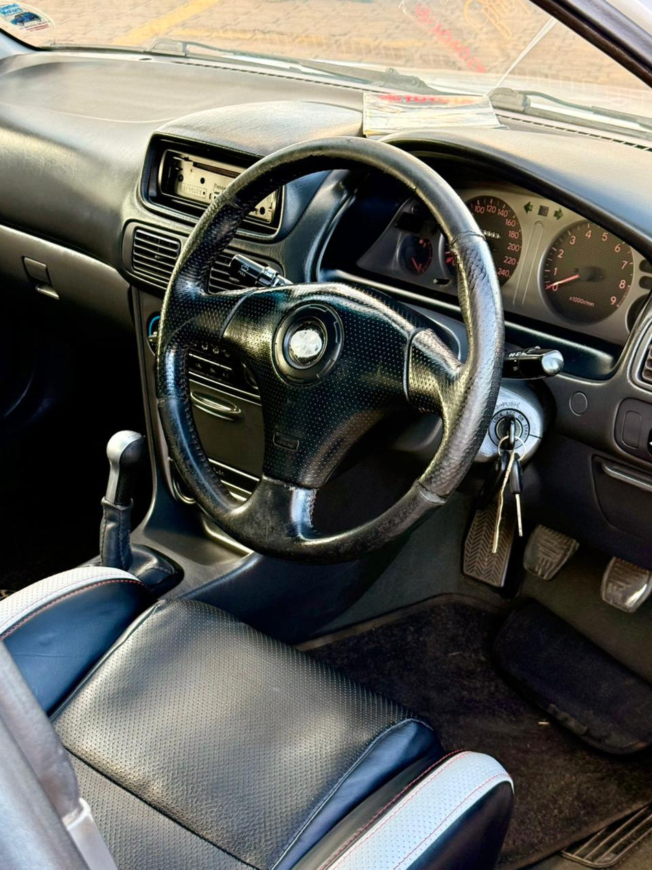2001 Toyota Corolla RXi 160i 20 Valve 6 Speed