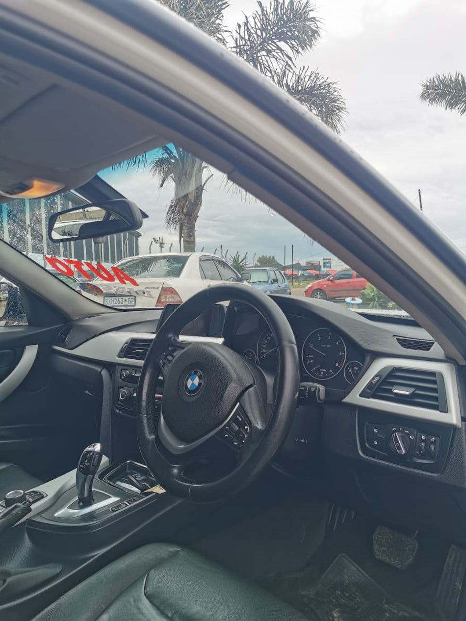 2013 BMW 320D Automatic