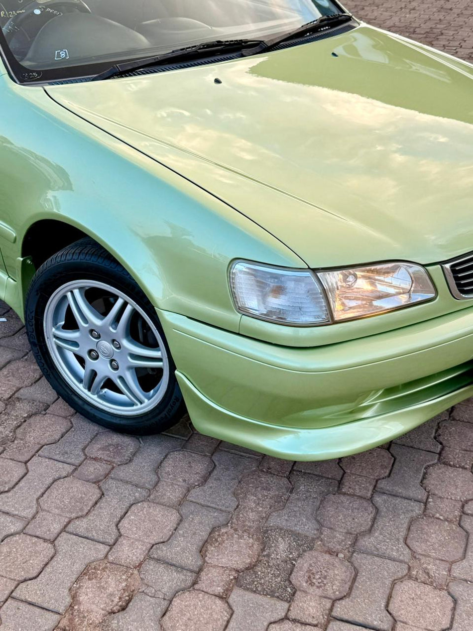 2000 Toyota Corolla RXI 20 Valve 6 Forward