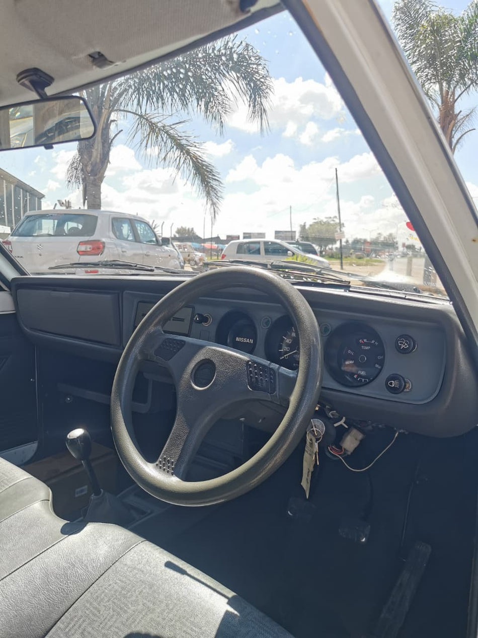 Nissan 1400
