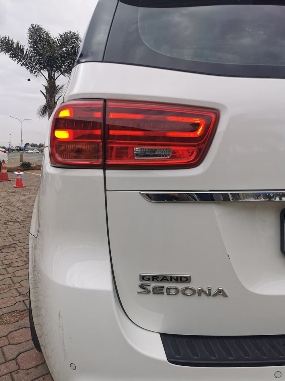 2018 Kia Grand Sedona CRDI Automatic