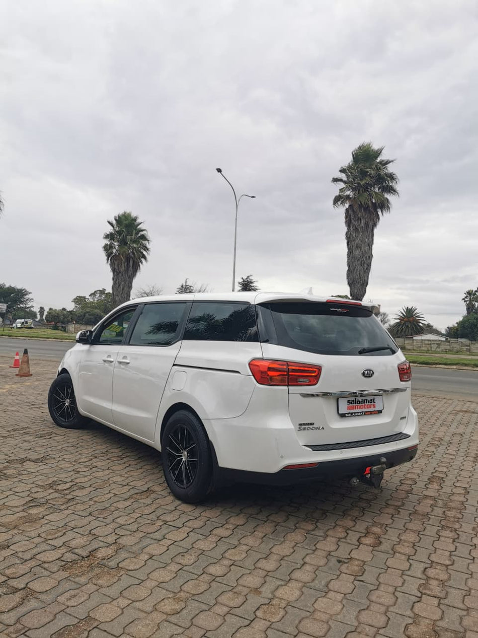 2018 Kia Grand Sedona CRDI Automatic