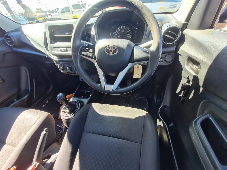 2022 Toyota Vitz 1.0