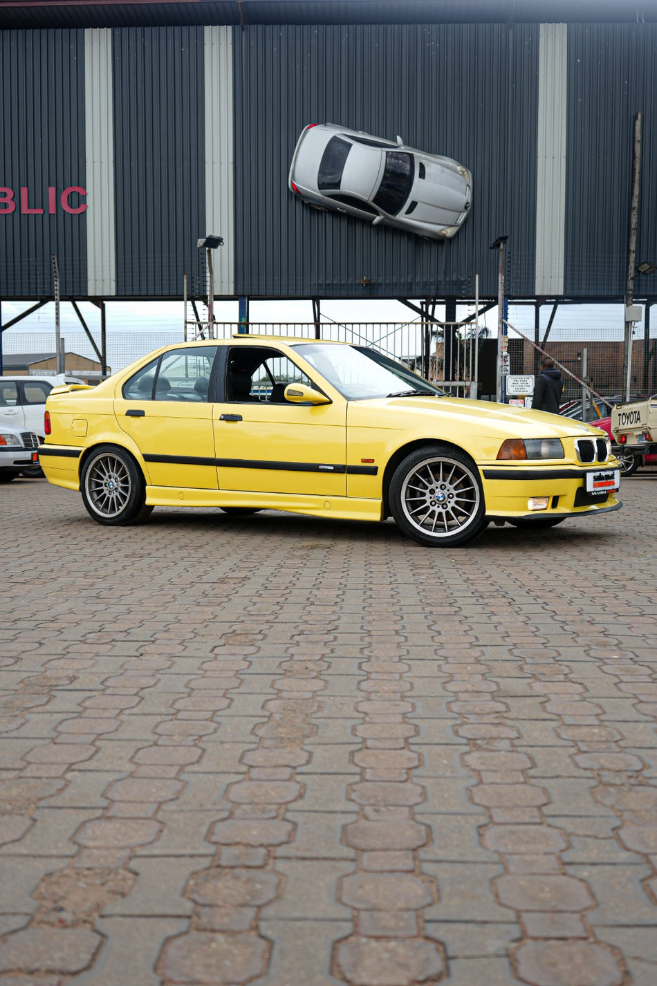 1997 BMW 318i Motorsport