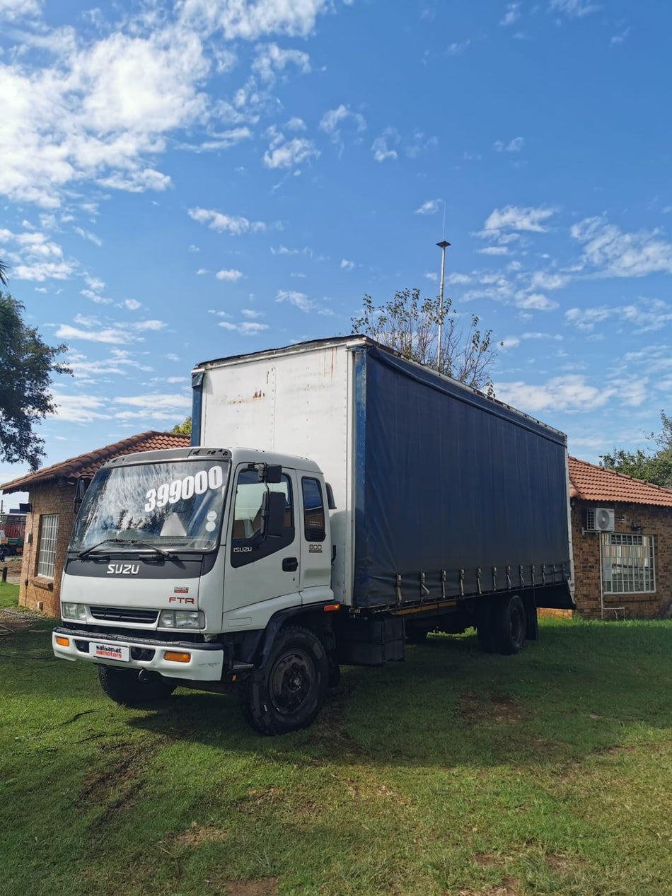 2010 Isuzu FTR 800 Curtain Side
