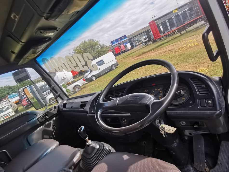 2010 Isuzu FTR 800 Curtain Side