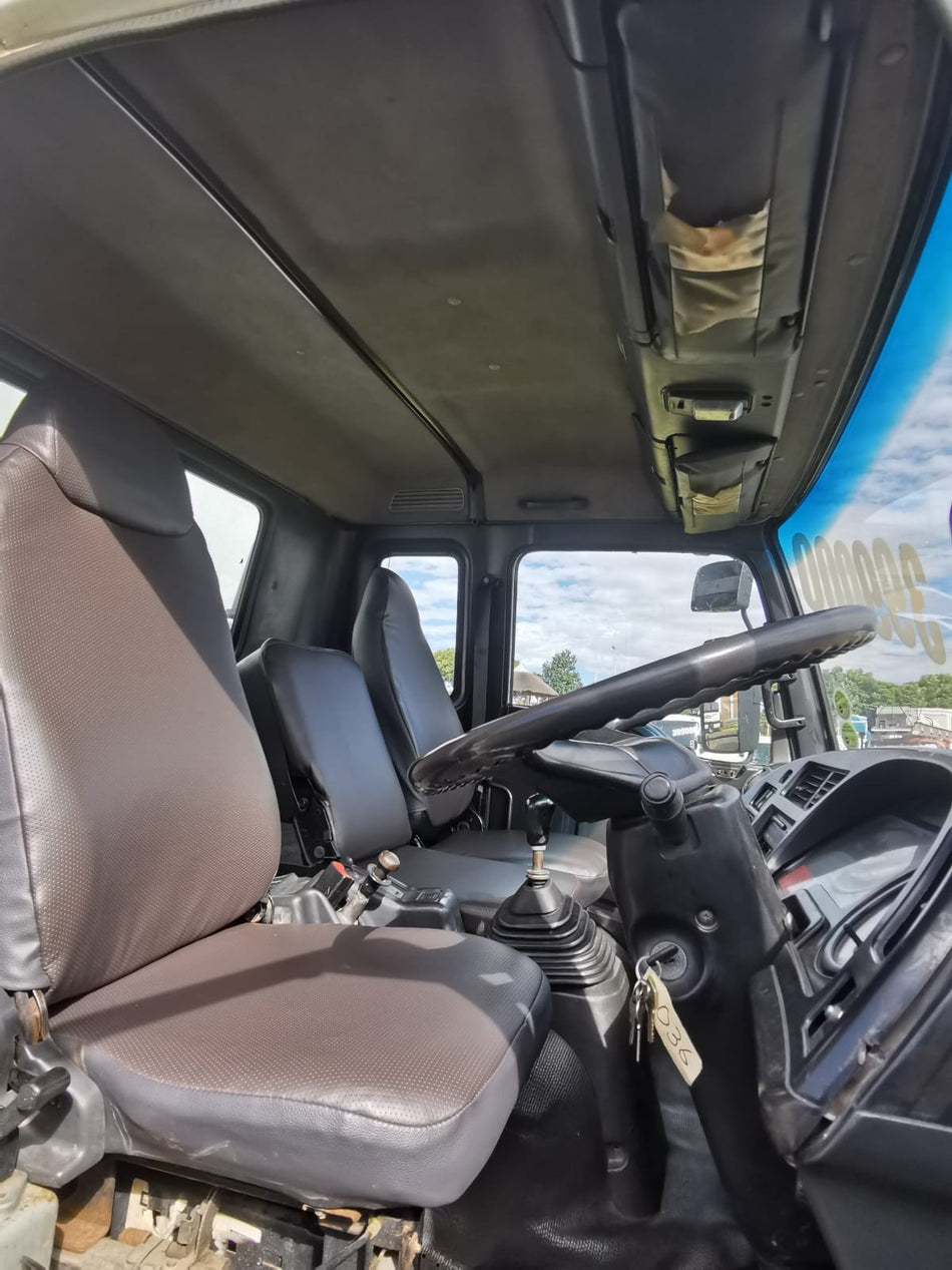 2010 Isuzu FTR 800 Curtain Side