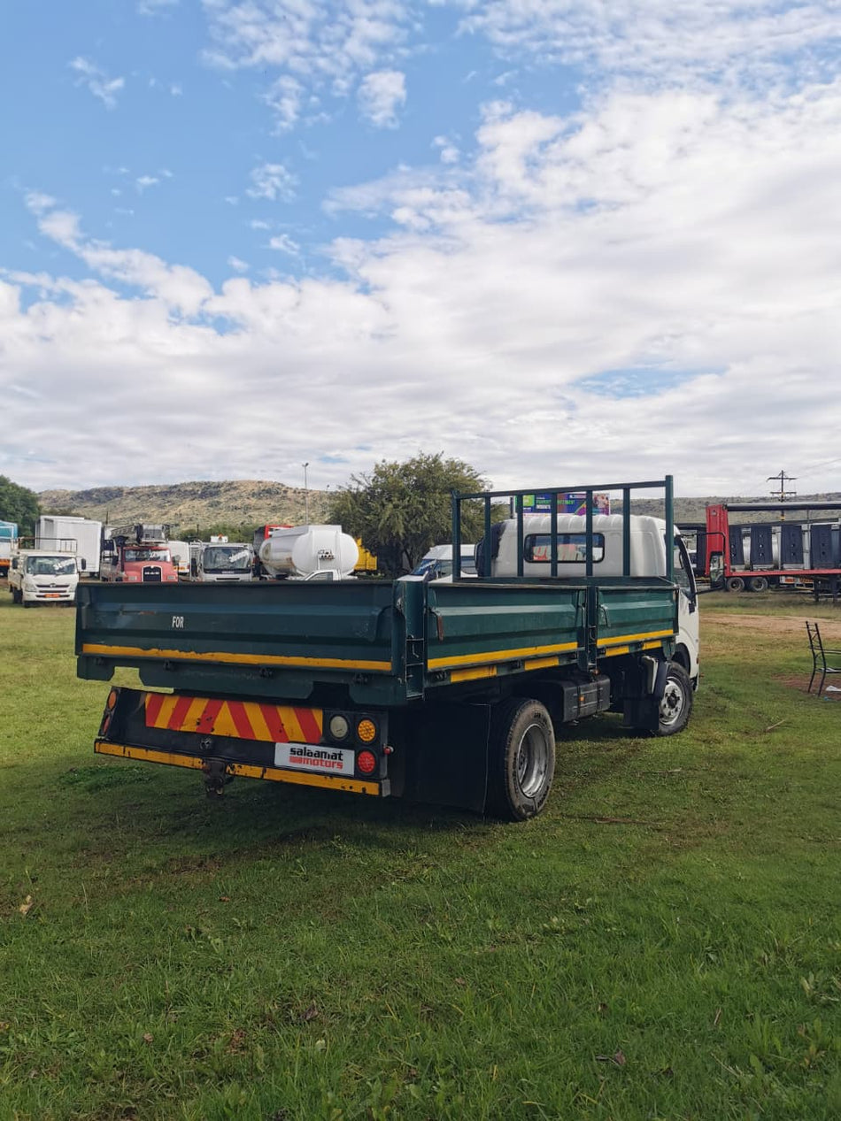 2014 Hino 300 Drop side Side Tipper