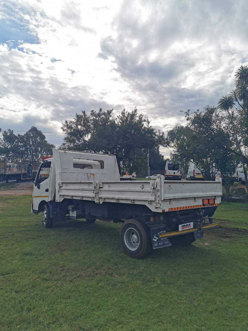 2015 Hino 300 Tipper Drop Side