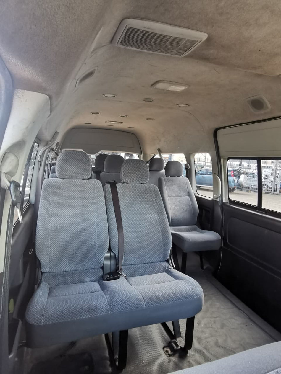 2012 Toyota Quantum GL 2.7 VVTI