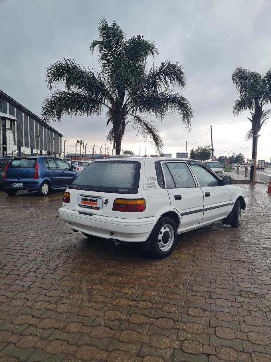 2000 Toyota Conquest 1.3