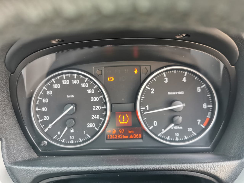 2008 BMW 320i