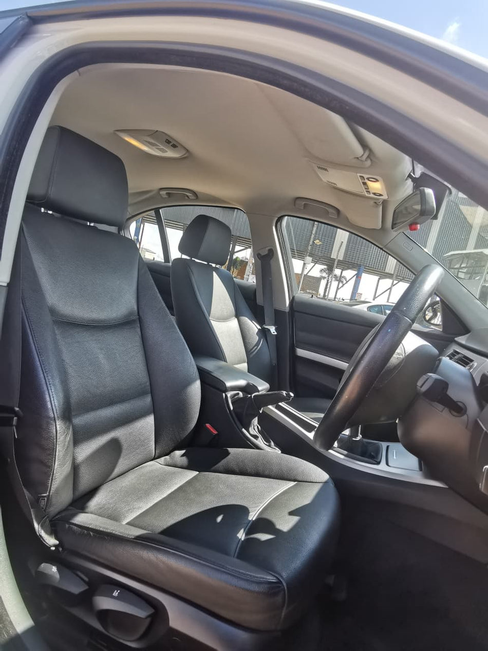 2008 BMW 320i