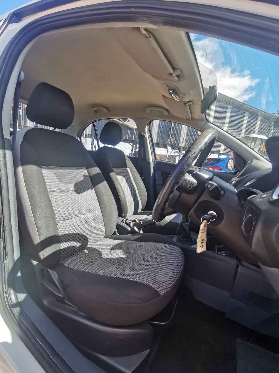 2010 Ford Ikon 1.6