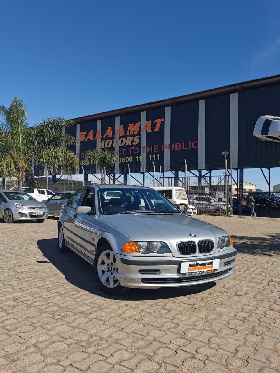 BMW 318i Automatic