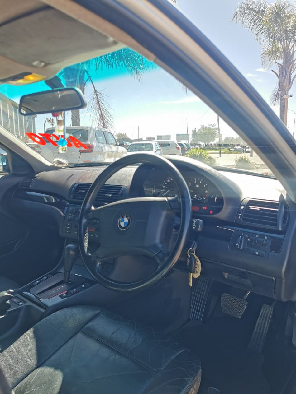 BMW 318i Automatic