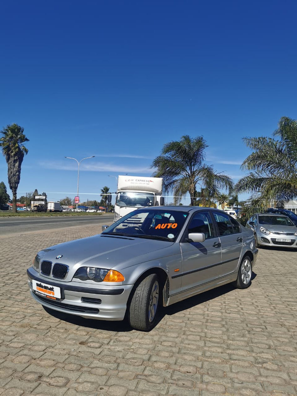 BMW 318i Automatic