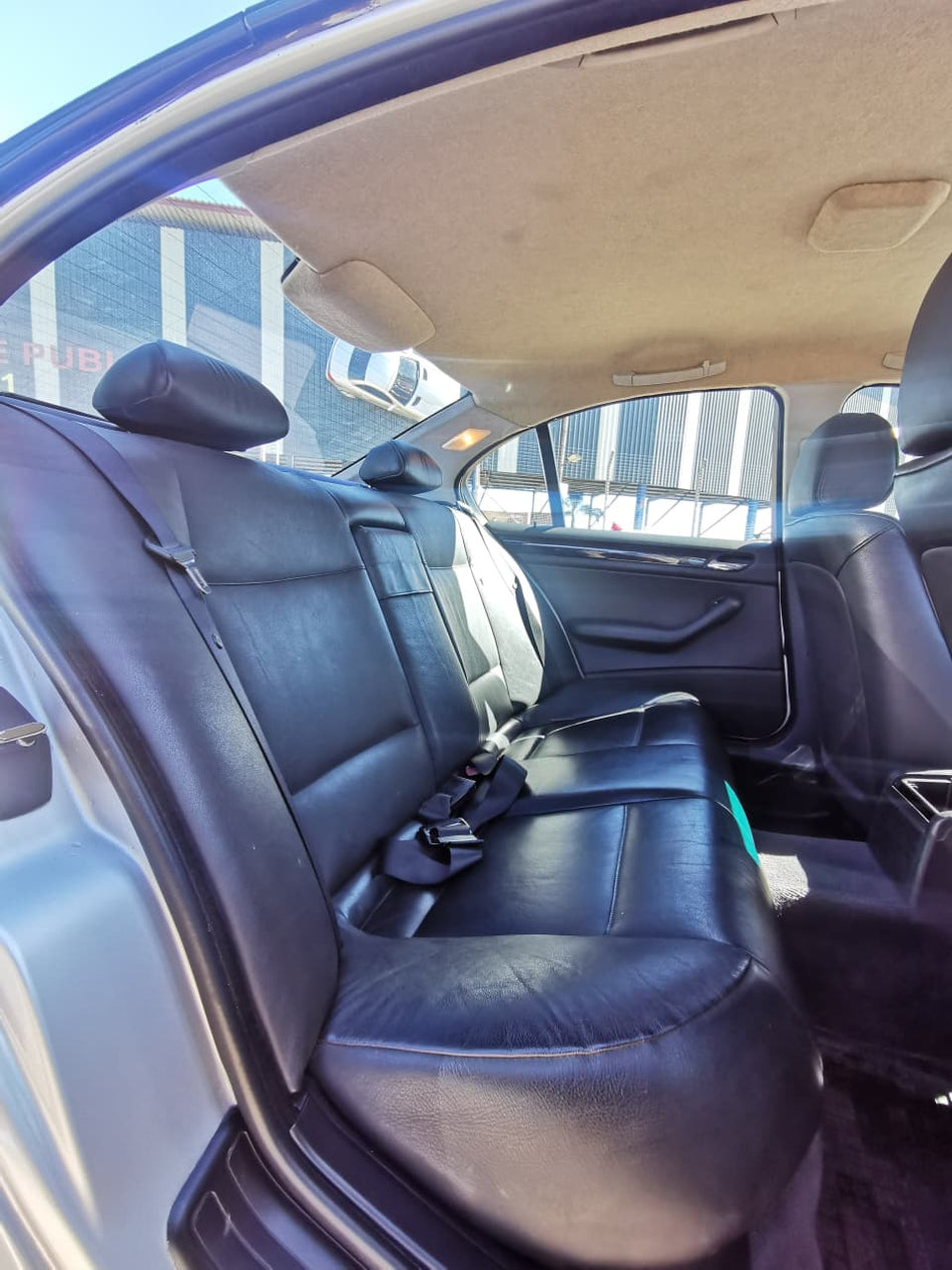 BMW 318i Automatic