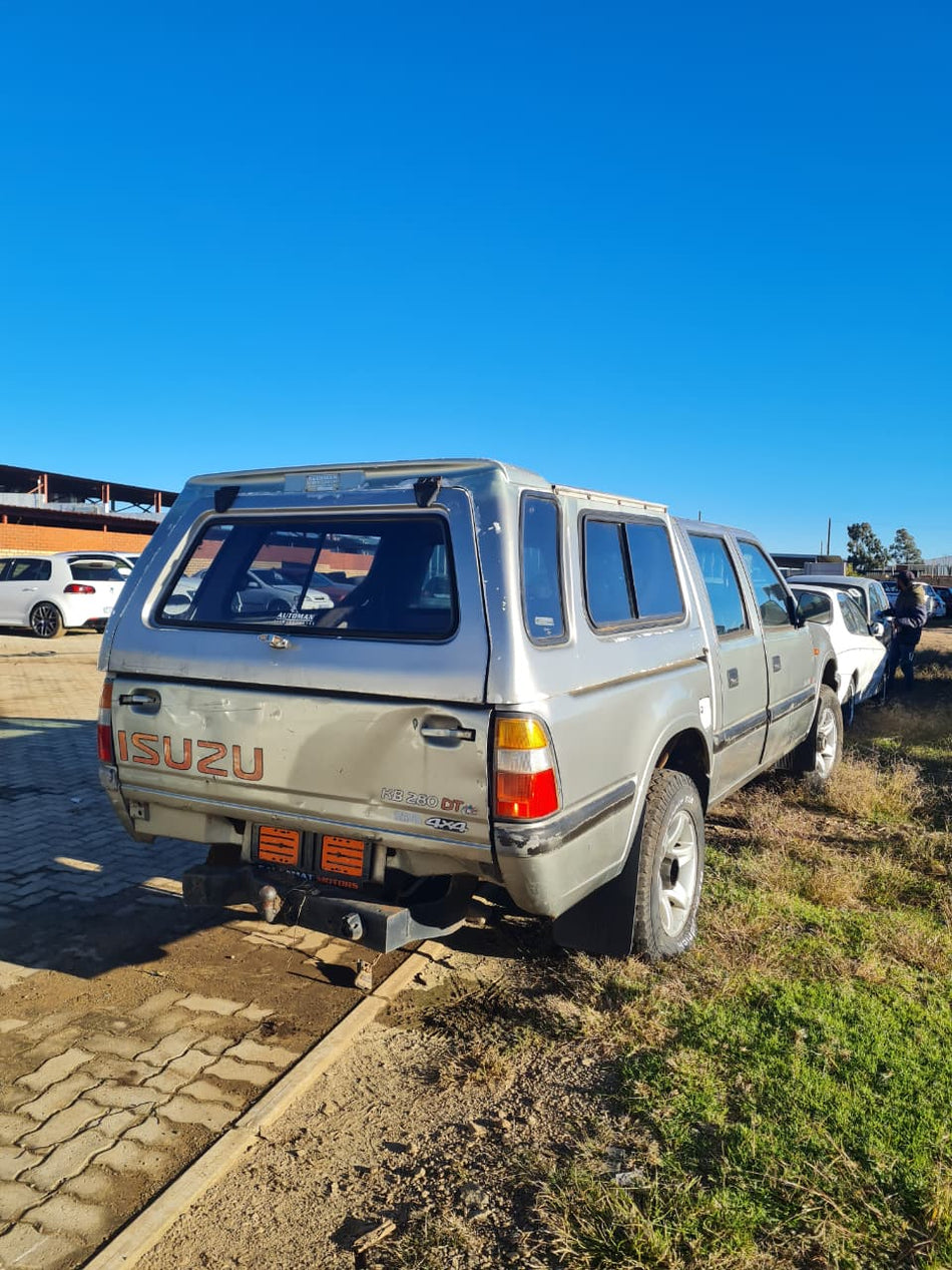 Isuzu KB 280 DT LE 4x4 Non Runner