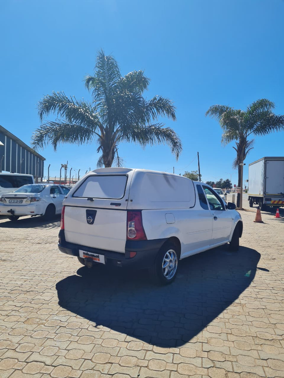 2018 Nissan NP200