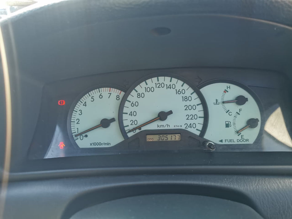Toyota RunX 140i