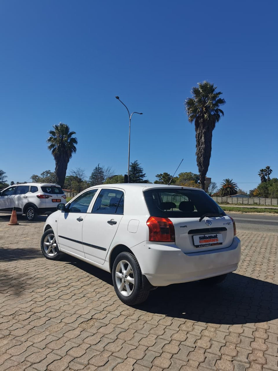 Toyota RunX 140i