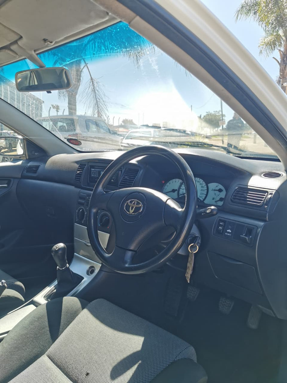 Toyota RunX 140i
