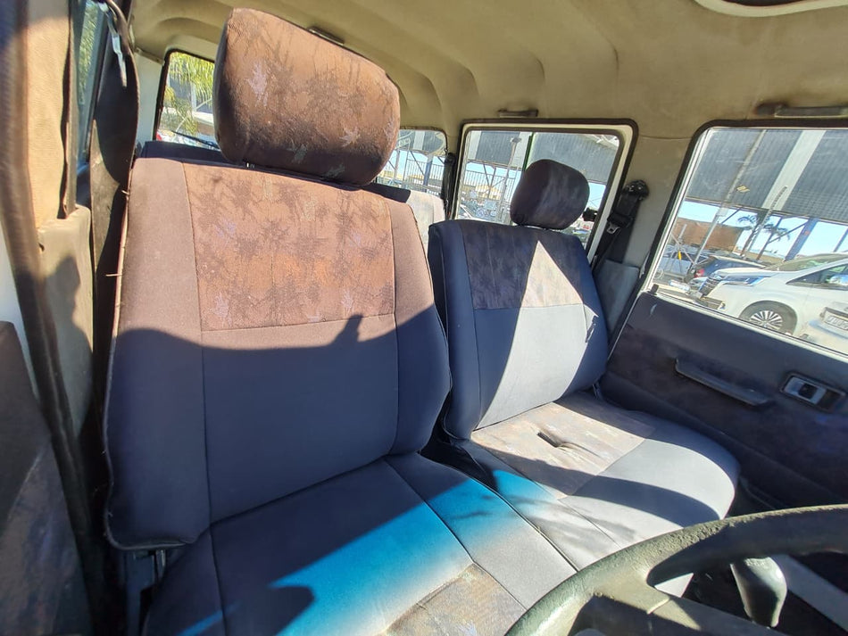 Toyota Venture 2.2 Diesel 2L