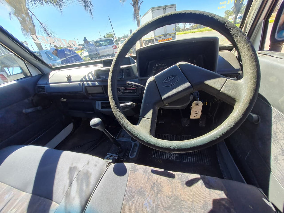 Toyota Venture 2.2 Diesel 2L