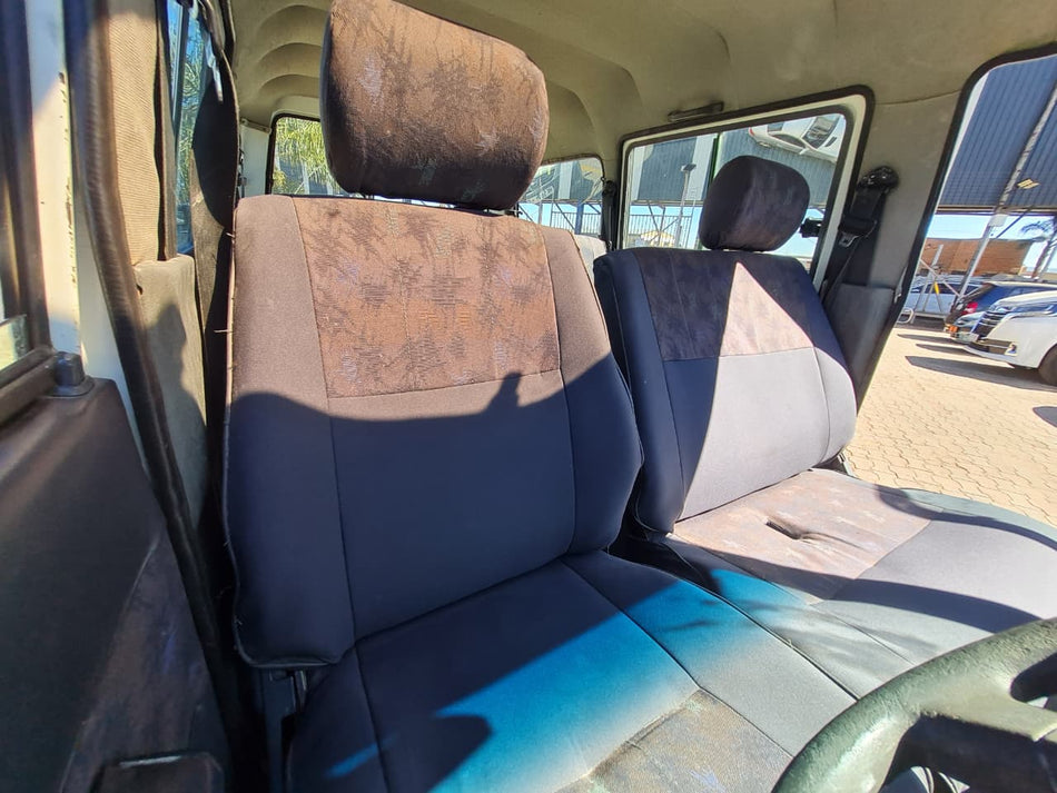 Toyota Venture 2.2 Diesel 2L
