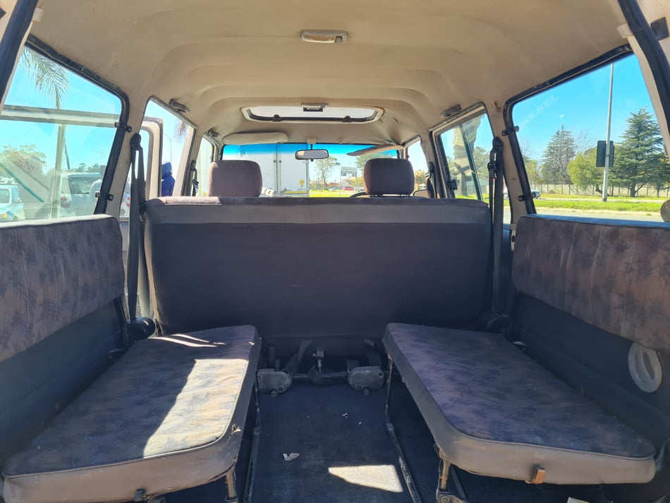 Toyota Venture 2.2 Diesel 2L