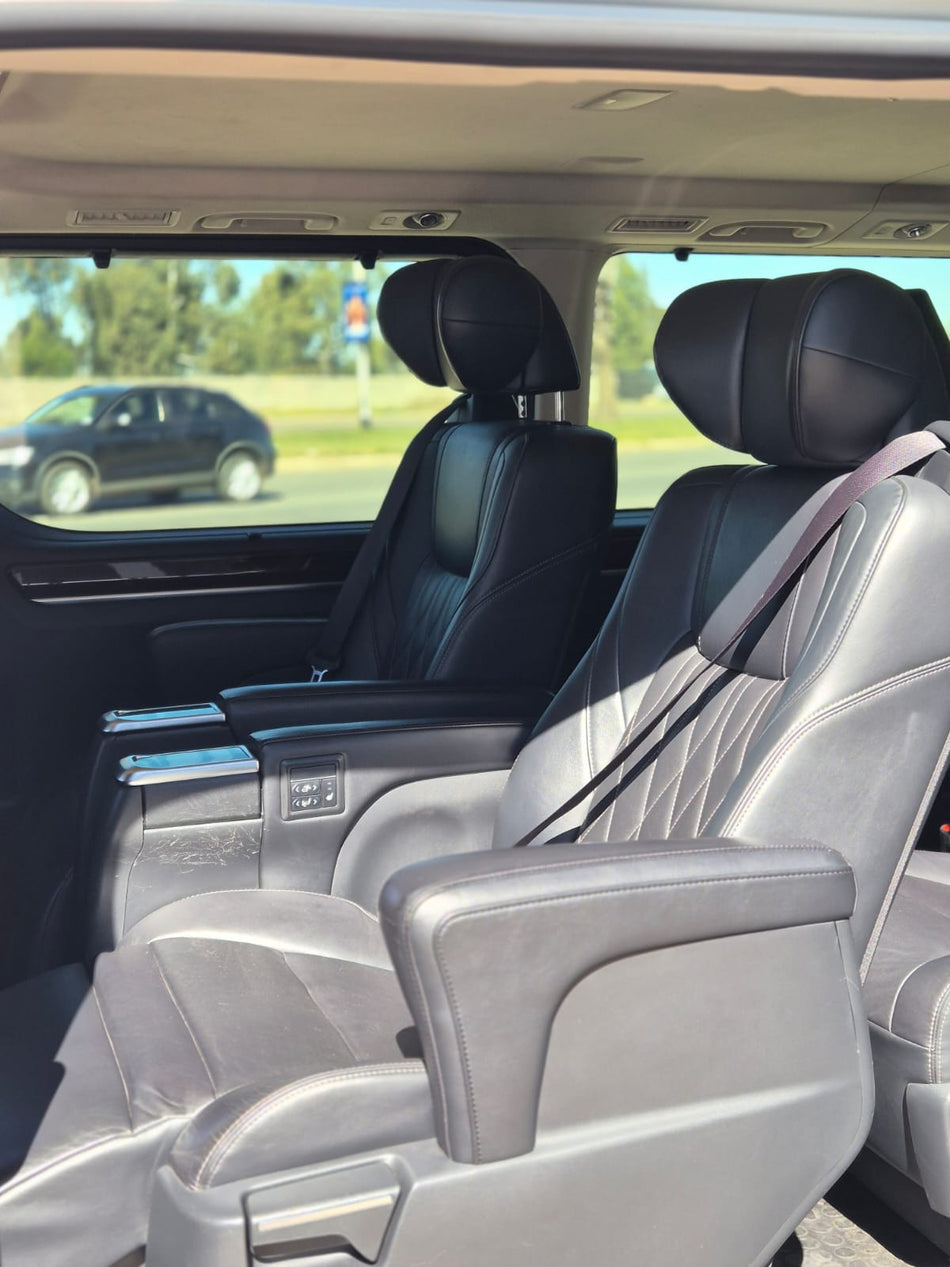 2020 Toyota Quantum VX Premium 2.8 Automatic 9 Seater LWB