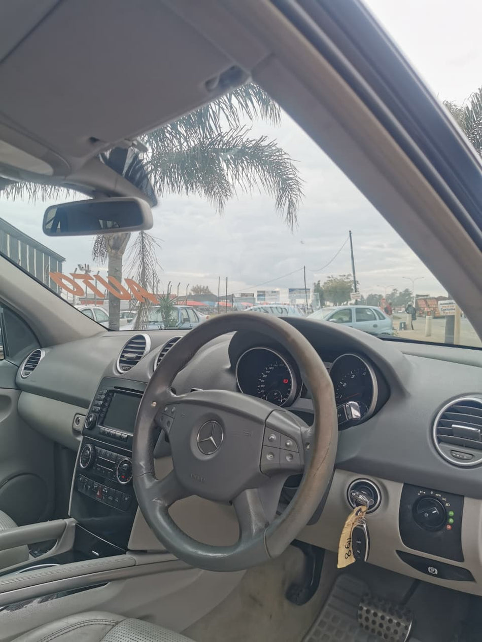 2004 Mercedes-Benz ML 63 AMG Automatic