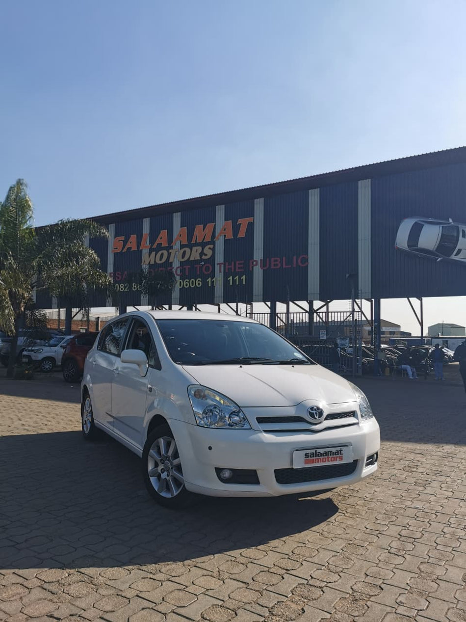 2006 Toyota Verso