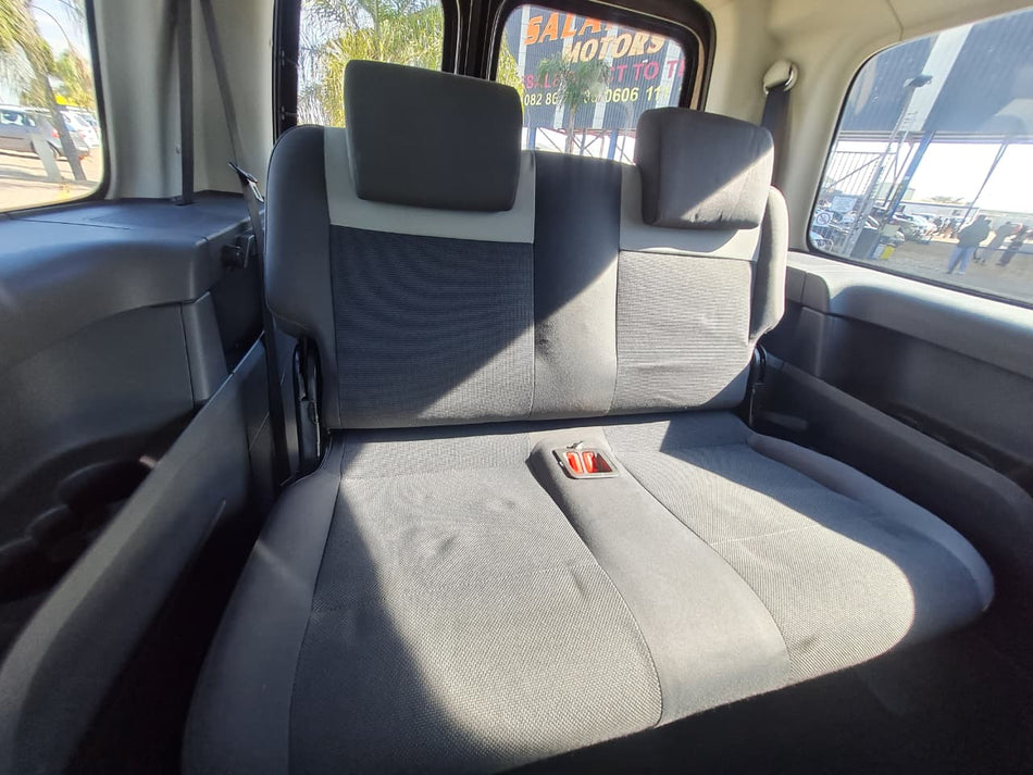 2012 Volkswagen Caddy Maxi T/Line 2.0 TDI